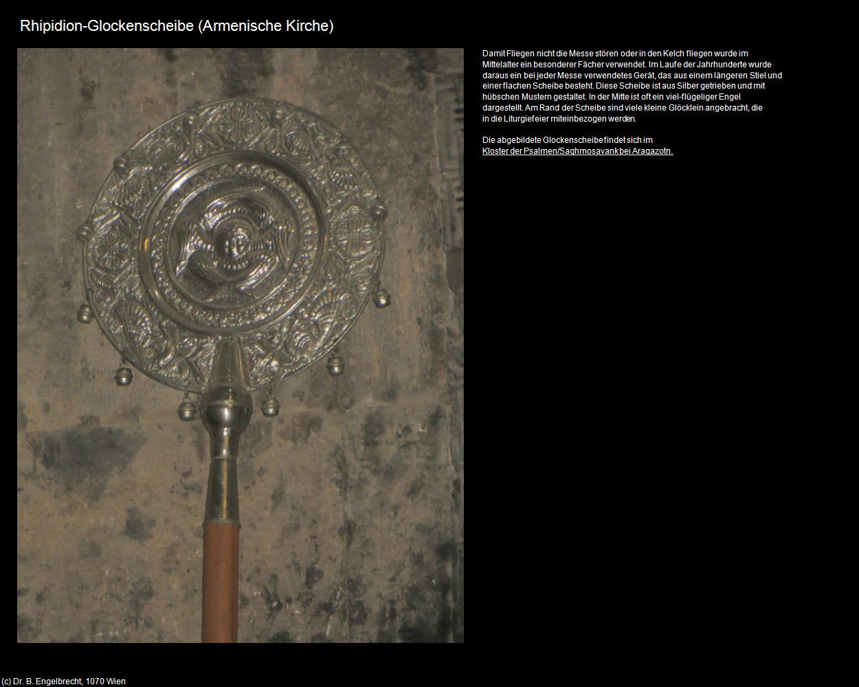 Rhipidion-Glockenscheibe  (Saghmosavan bei Aragazotn) in Kulturatlas-ARMENIEN(c)B.Engelbrecht