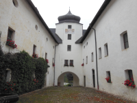 Ehem. Klosterburg (H&ouml;glw&ouml;rth) (Anger)