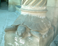 Gaudi-Stilelemente: Verschiedenes (Barcelona)