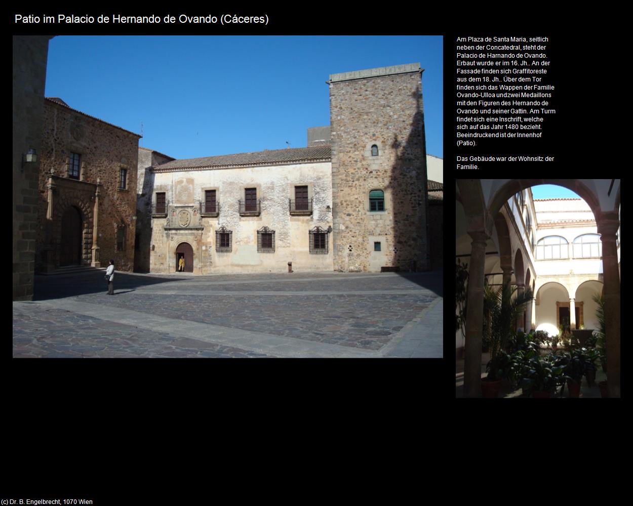 Patio Palacio de Hernando de Ovando (Cáceres) in EXTREMADURA
