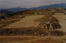 Archäologische Stätte Monte Alban I (Monte Alban)