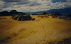 Archäologische Stätte Monte Alban II (Monte Alban)