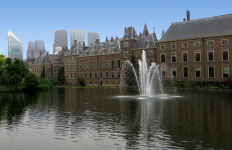 Binnenhof mit Rittersaal|Binnenpoort Ridderzaal (Den Haag)