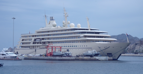 Hafen Sultan Qabus (Maskat im Oman)