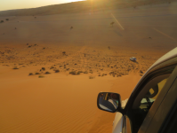 Sonnenuntergang in der Wüste (Al-Wasil im Oman)