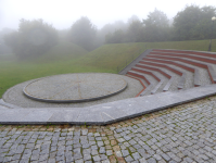 Fort XVI/Zniesienie und Vertrauenskreuz (Przemysl)