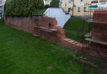 Reste der Stadtmauer und des Krakauer Tores (Jaroslaw/Jaroslau)